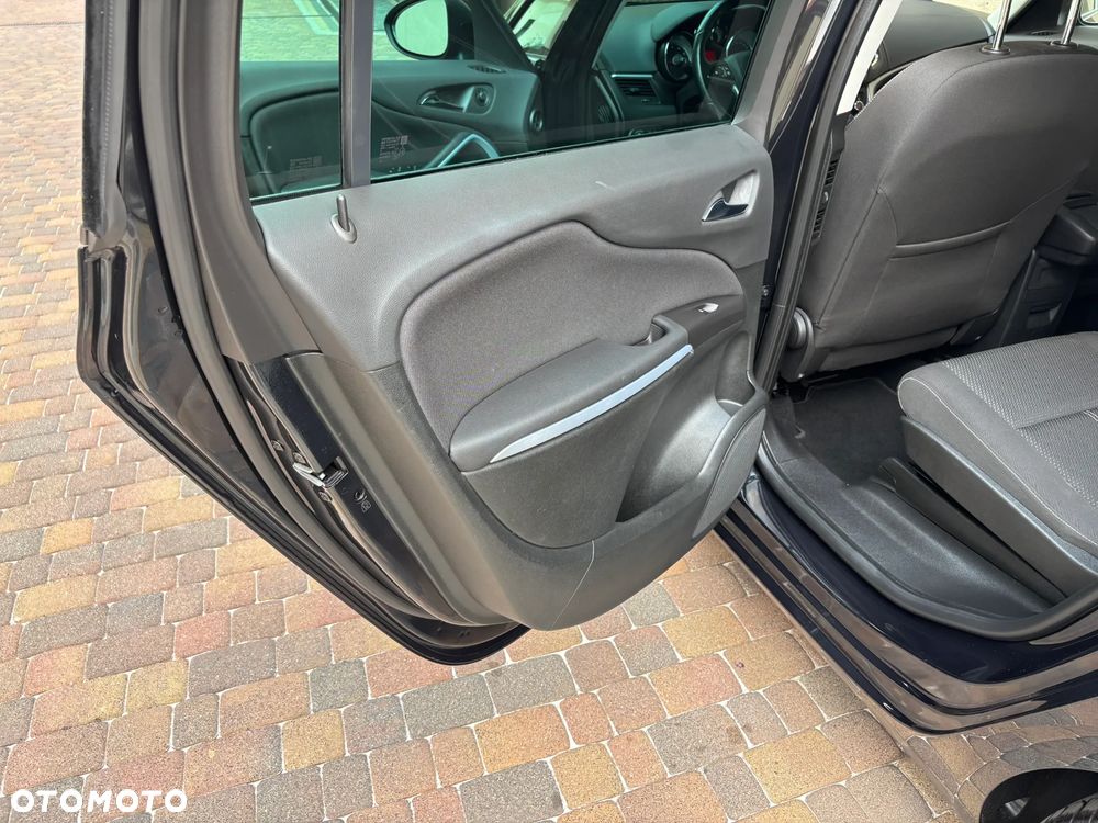 Opel Zafira Tourer 1.4 Turbo drive - 19