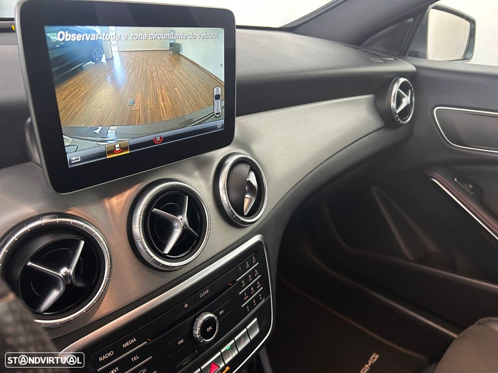 Mercedes-Benz CLA 200 d Shooting Brake AMG Line - 13