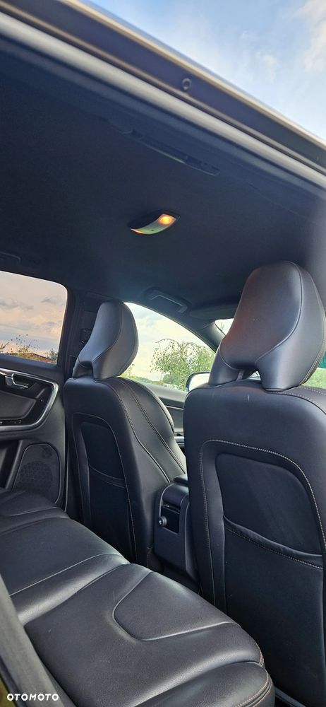 Volvo V60 Cross Country D3 Drive-E Kinetic - 14