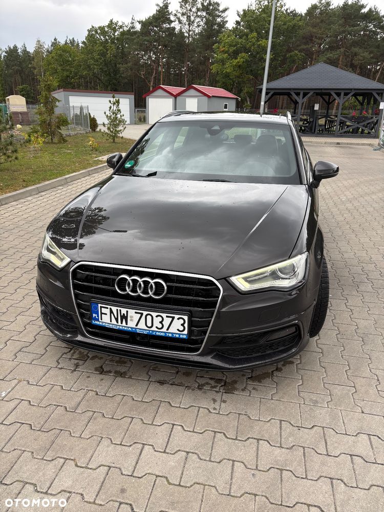 Audi A3 Sportback 1.8 TFSI S tronic S line Sportpaket - 2