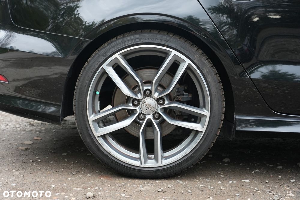 Audi S3 S tronic - 14