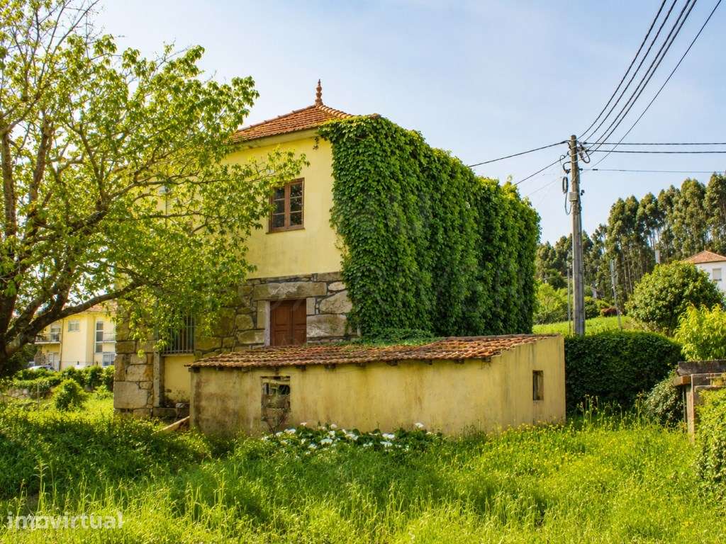 Moradia T2 para reabilitação em Campos, Vila Nova de Cerveira - Grande imagem: 2/4