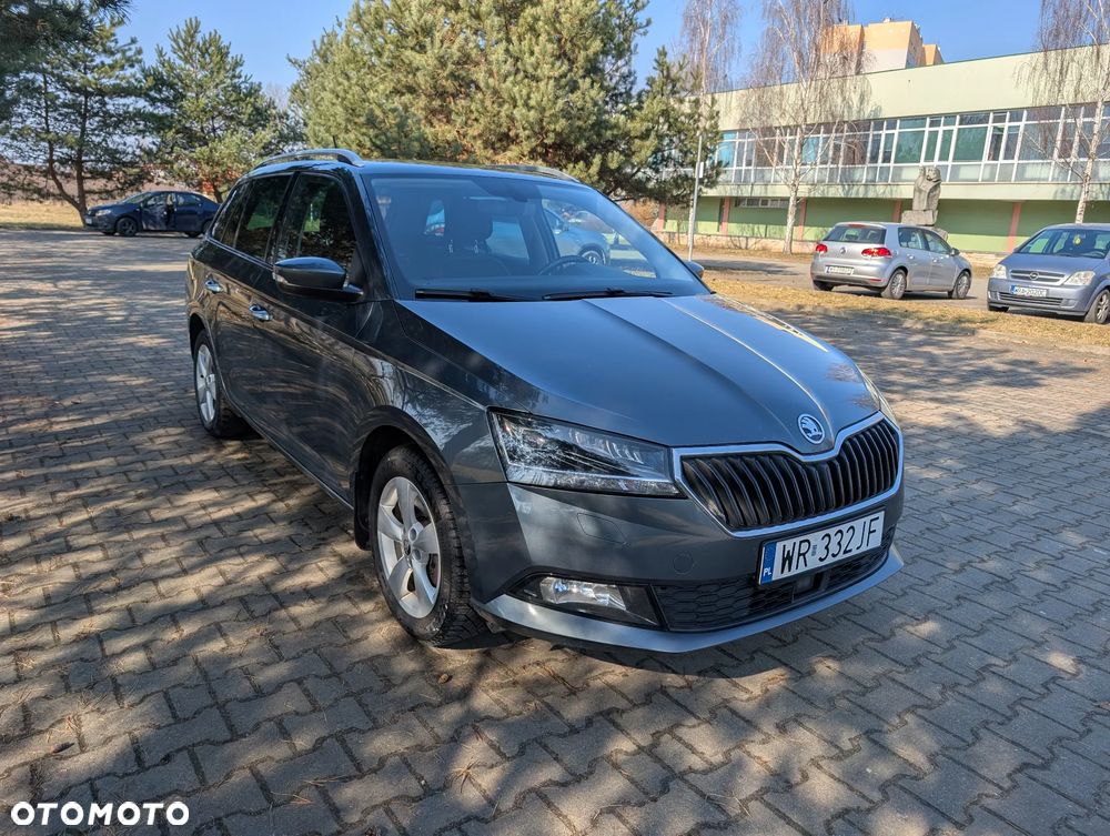 Skoda Fabia 1.0 TSI DSG Style - 2