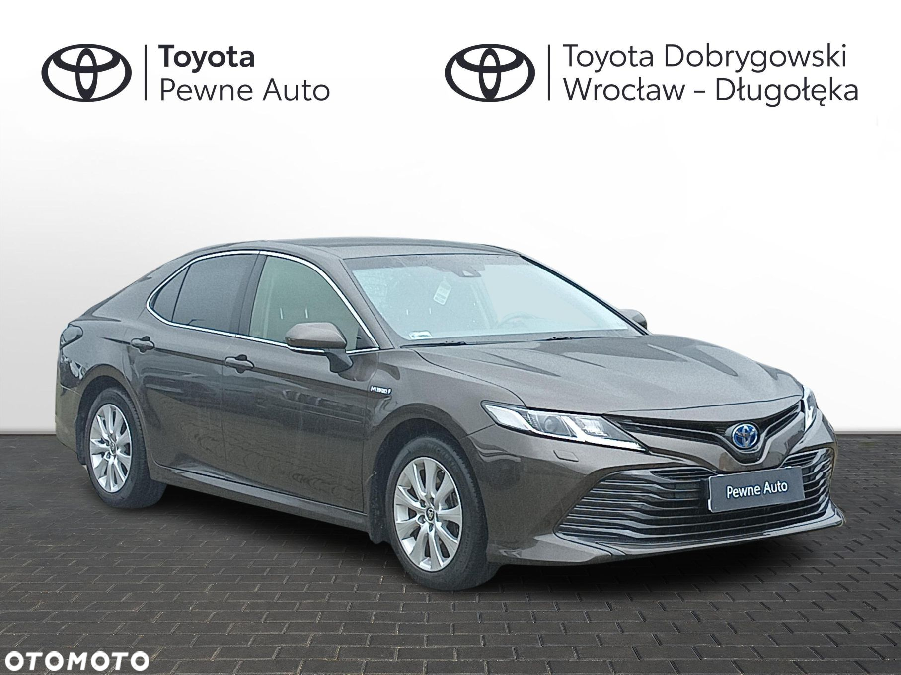Toyota Camry - 3
