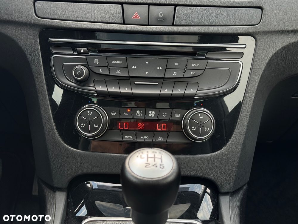 Peugeot 508 HDi FAP 140 Allure - 38