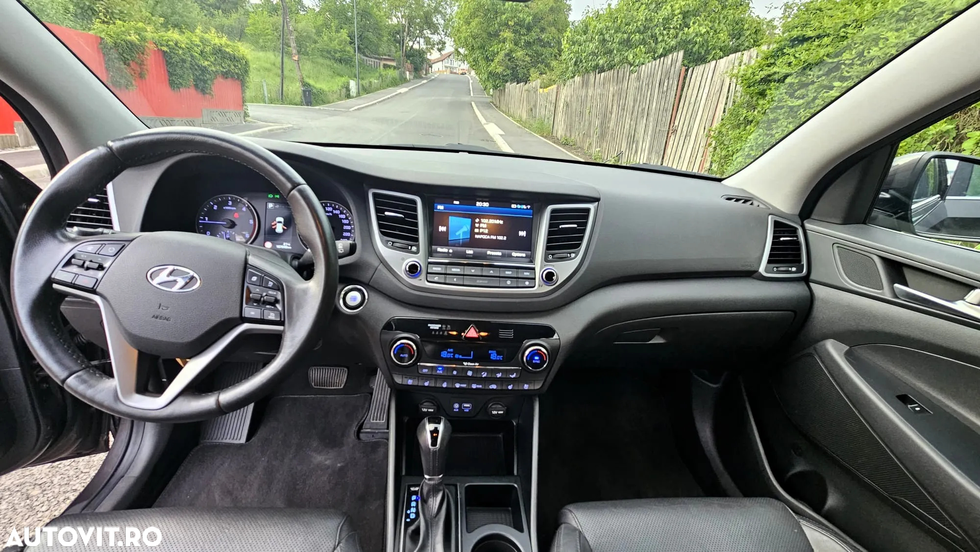 Hyundai Tucson 2.0 CRDI 4WD 6AT Premium+ - 21