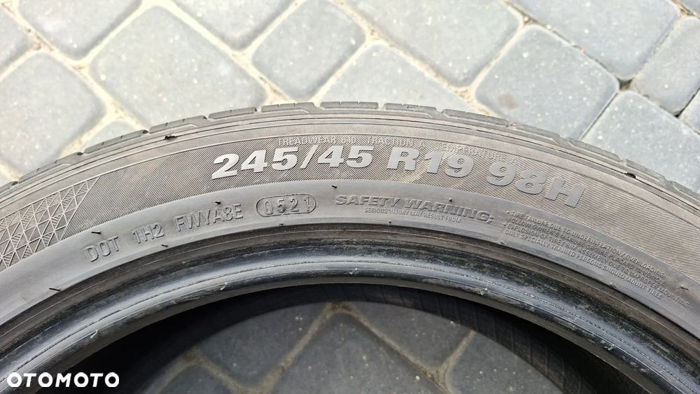 Opona letnia Kumho Crugen HP71 245/45 R19 - 4
