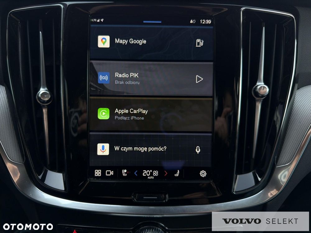 Volvo V60 Cross Country - 19