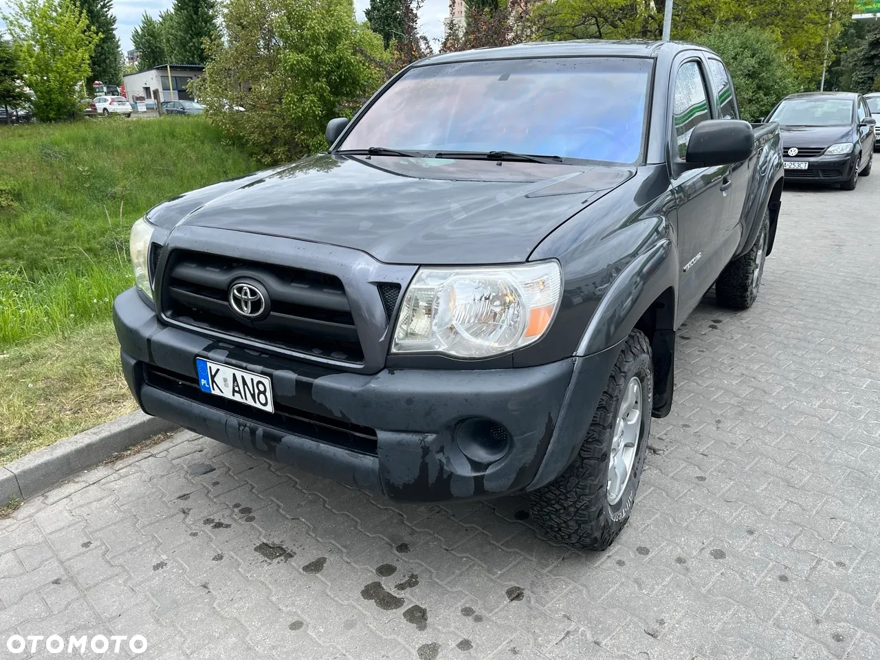 Toyota Tacoma 2.7 Access Cab 4WD - 11