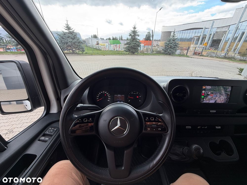 Mercedes-Benz SPRINTER - 8