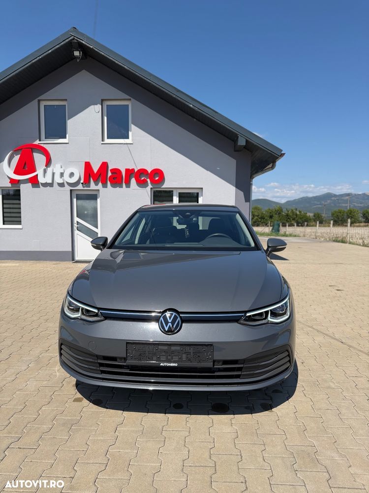 Volkswagen Golf - 9