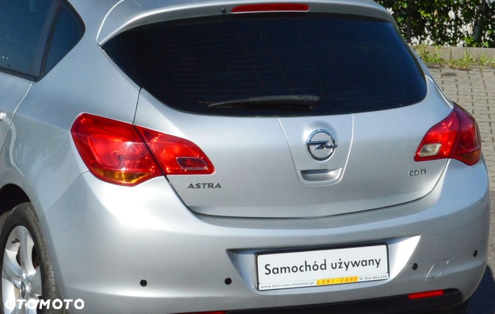 Opel Astra 1.7 CDTI - 19