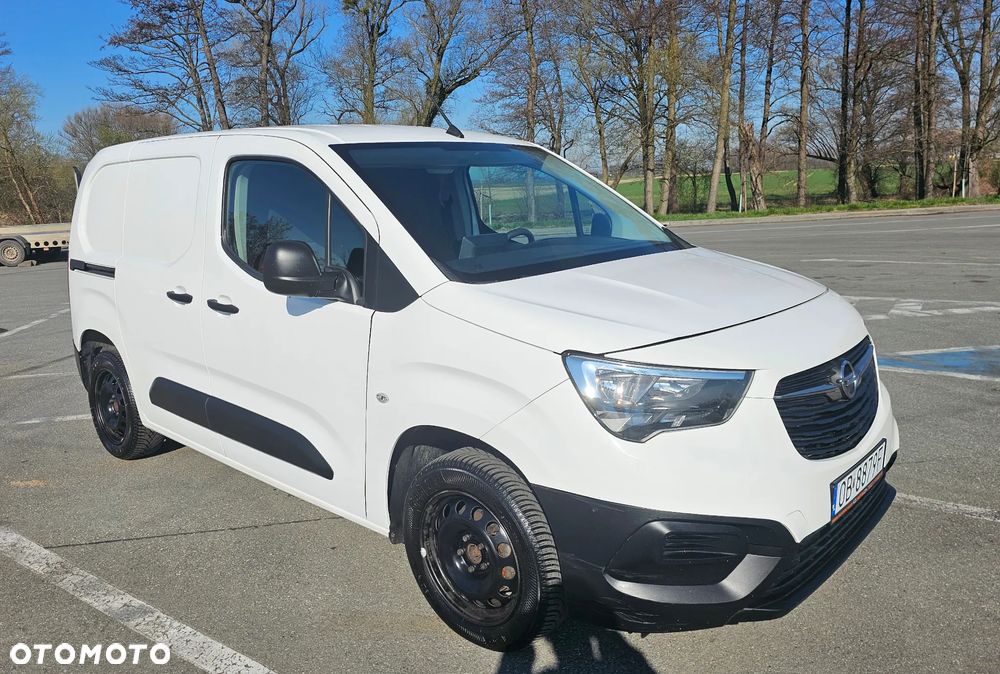 Opel Combo E - 2