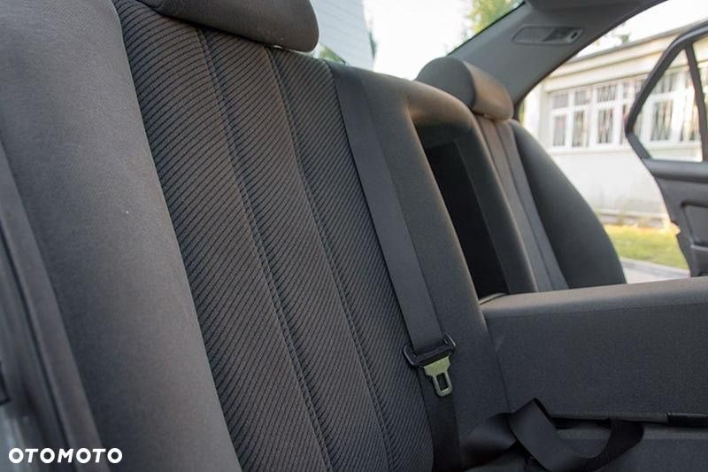 BMW Seria 5 525i - 18