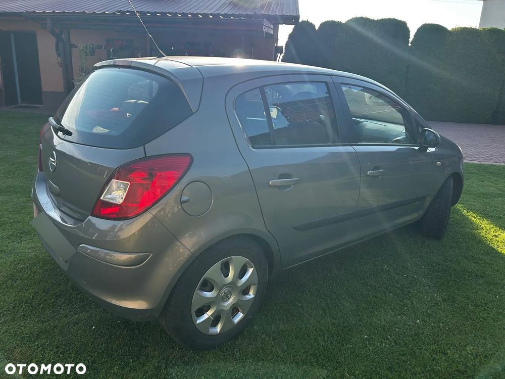 Opel Corsa - 3