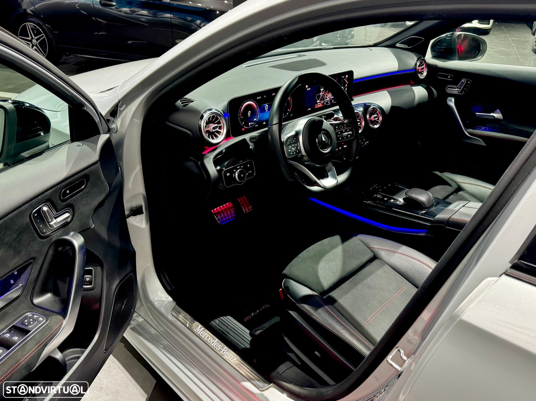 Mercedes-Benz A 180 Limousine d 7G-DCT AMG Line - 23