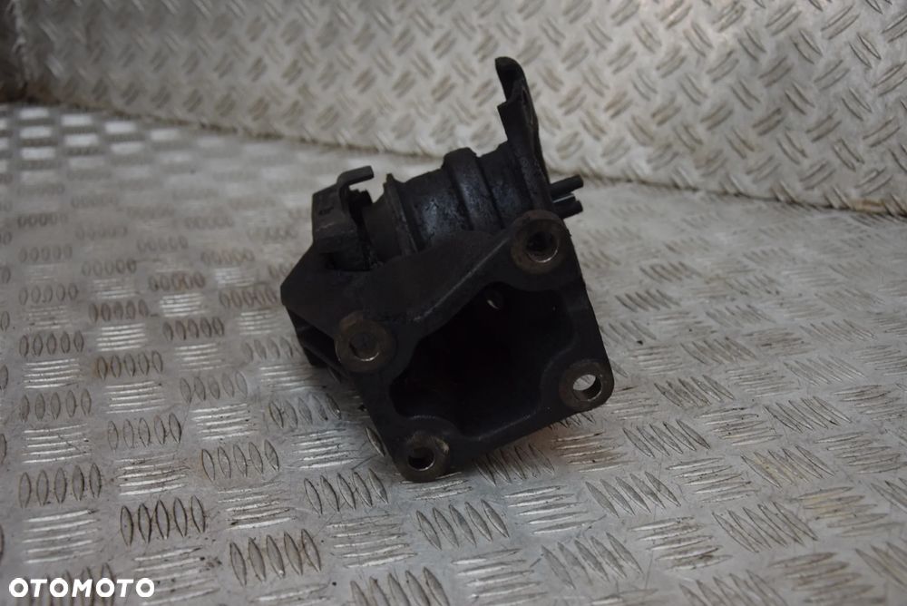 NISSAN PATHFINDER 2.5 DCI ŁAPA SILNIKA LEWA PRAWA - 10