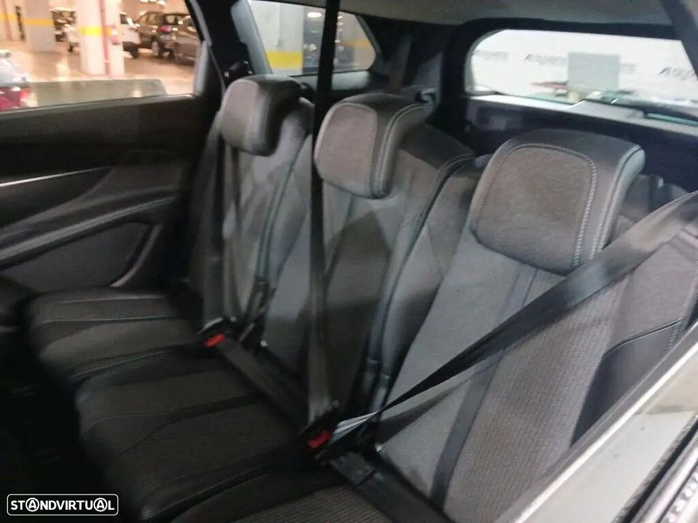 Peugeot 5008 1.5 BlueHDi Allure EAT8 - 13