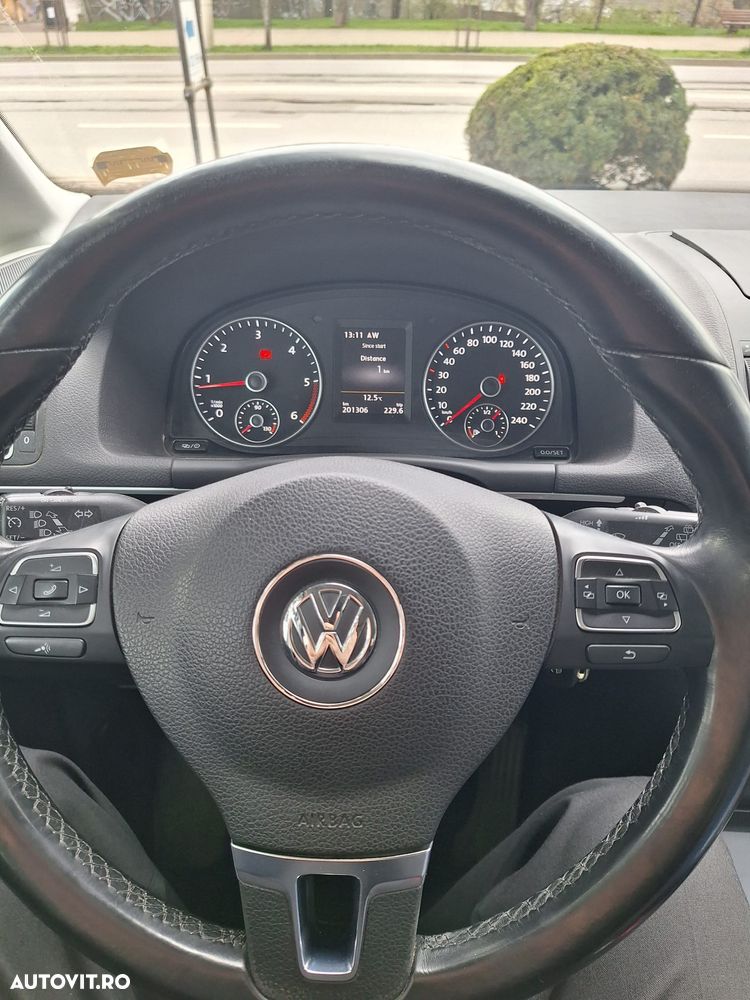 Volkswagen Touran 2.0 TDI BlueMotion Technology Comfortline - 9