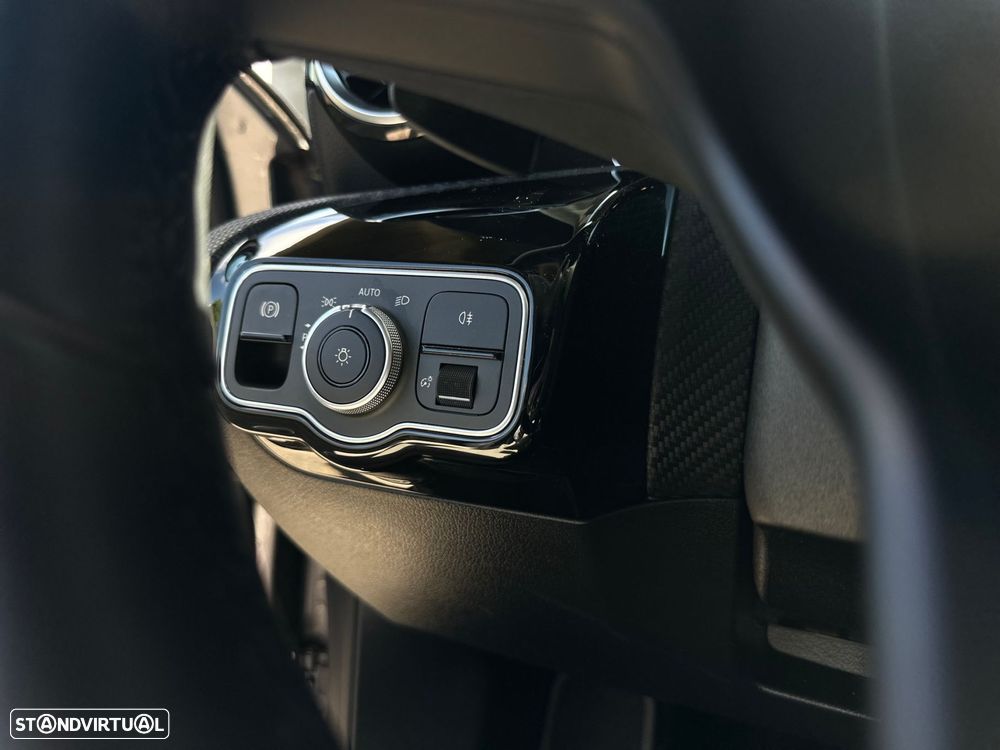 Mercedes-Benz A 180 d Style Plus Aut. - 39