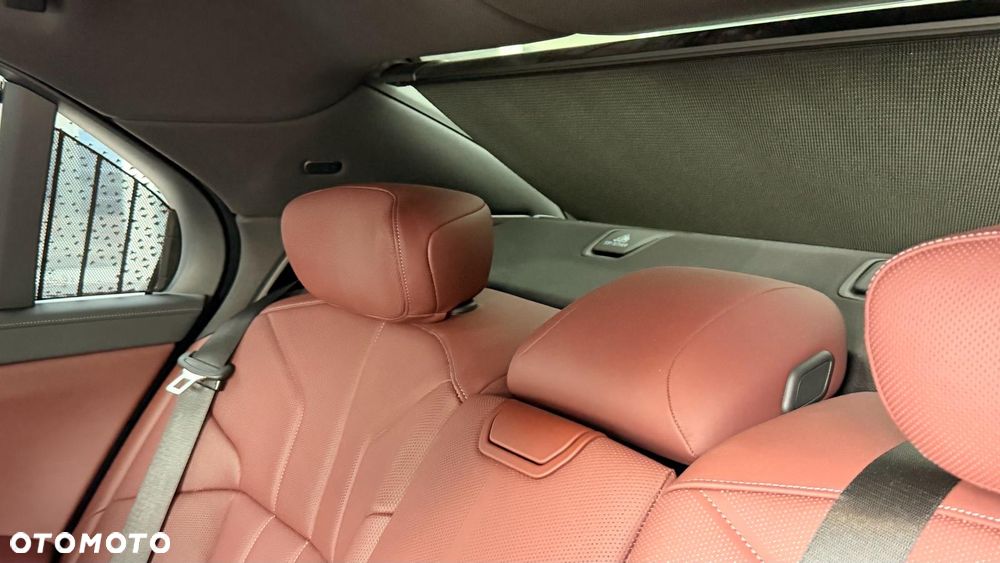 BMW i7 105.7kWh eDrive50 - 11