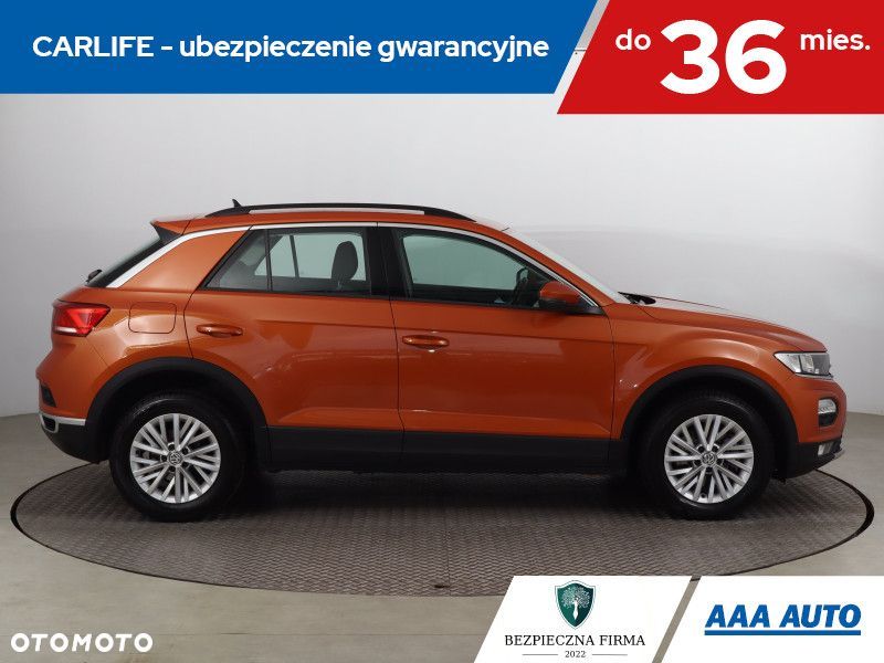 Volkswagen T-Roc - 8