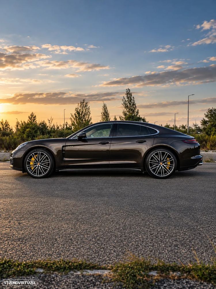 Porsche Panamera - 19