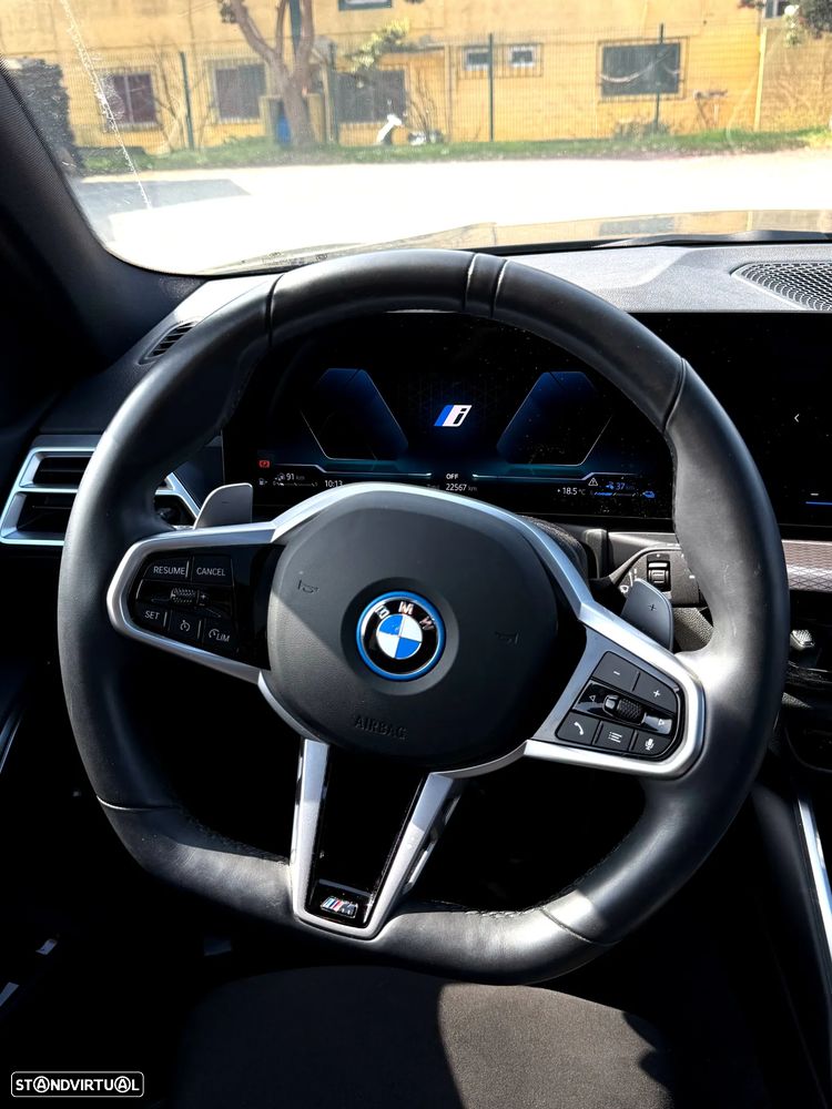 BMW 330 e Pack Desportivo M Pro Auto - 7