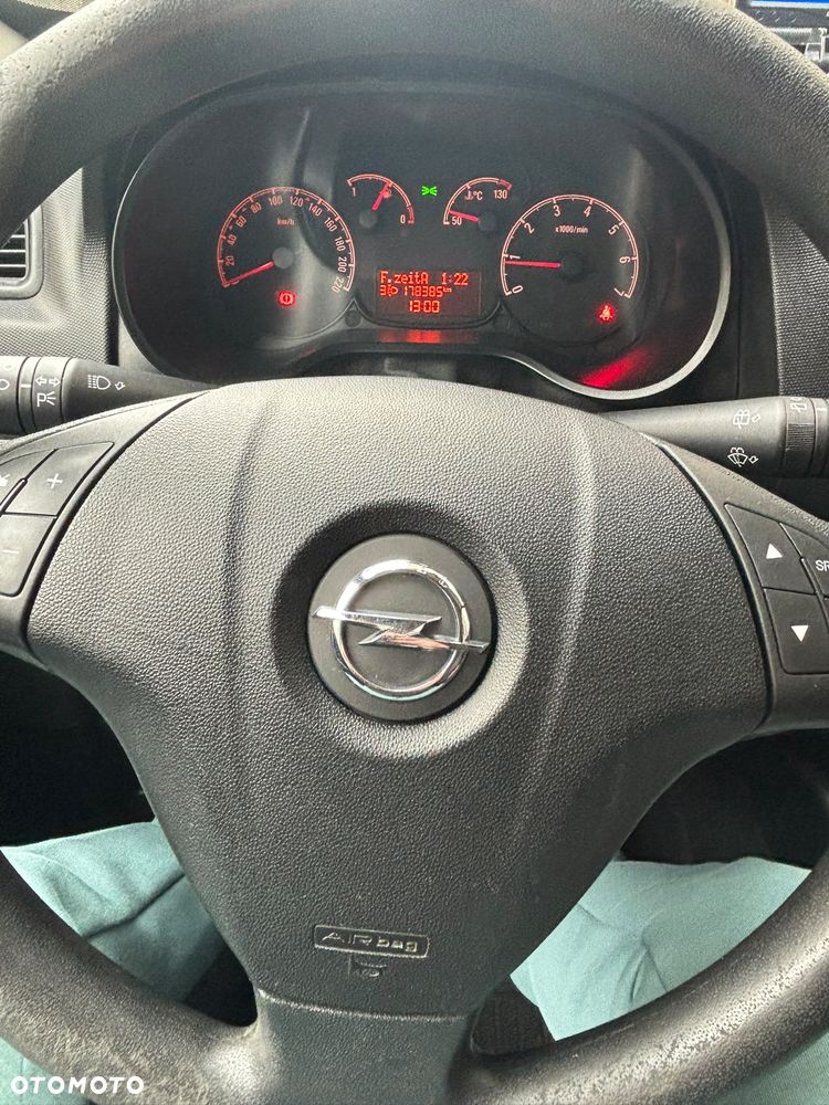 Opel Combo - 12