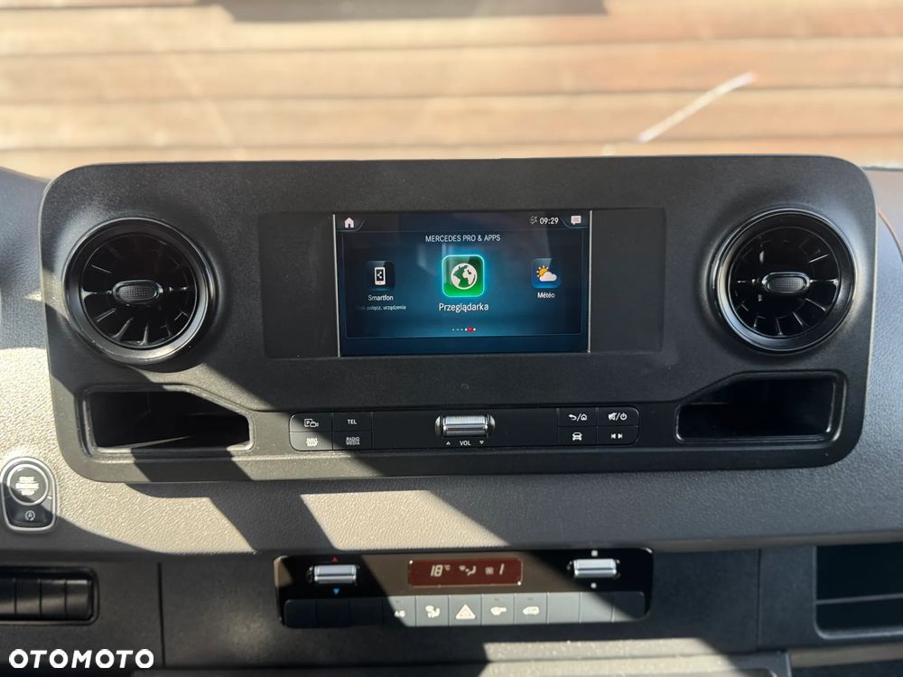 Mercedes-Benz SPRINTER - 35