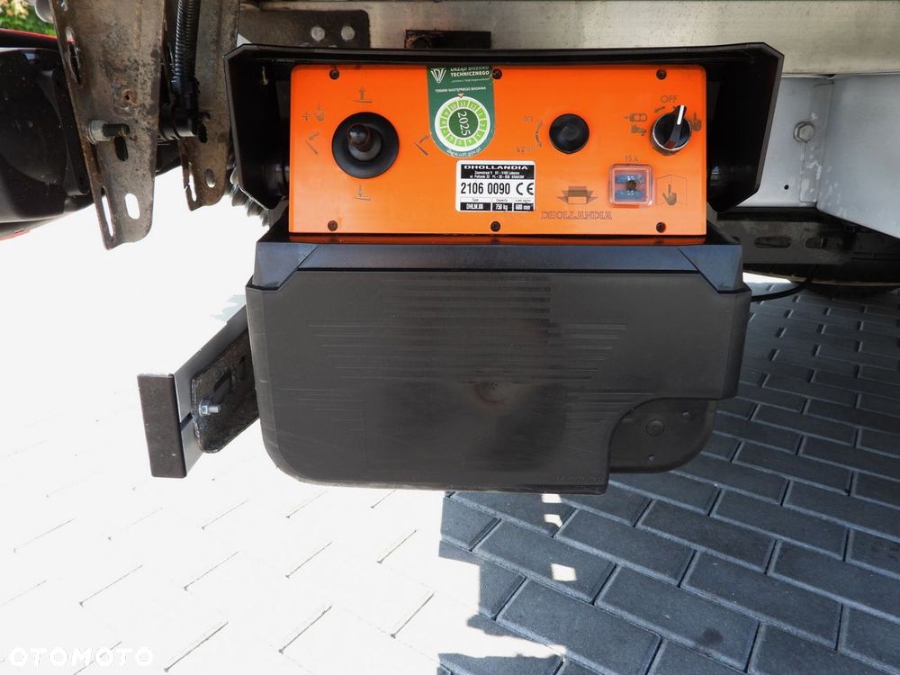 Renault MASTER  KONTENER WINDA 8 PALET TEMPOMAT LEDY KLIMATYZACJA  165KM - 23