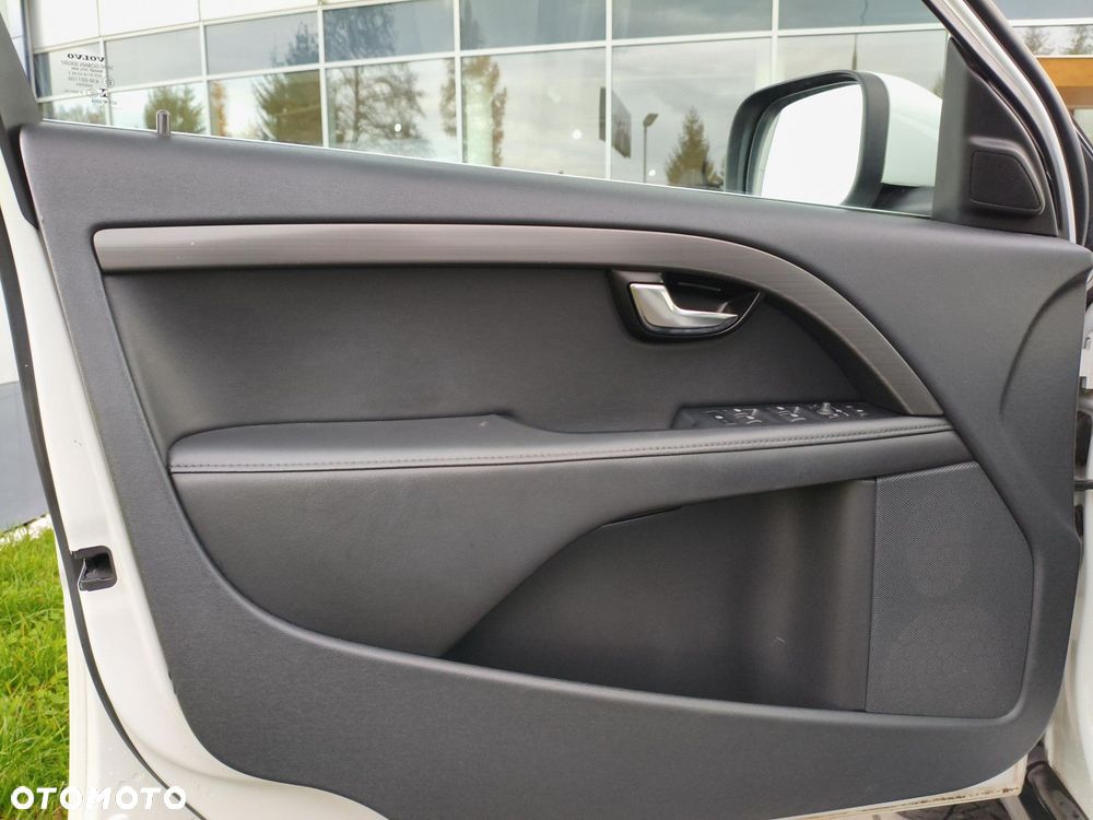 Volvo XC 70 - 18