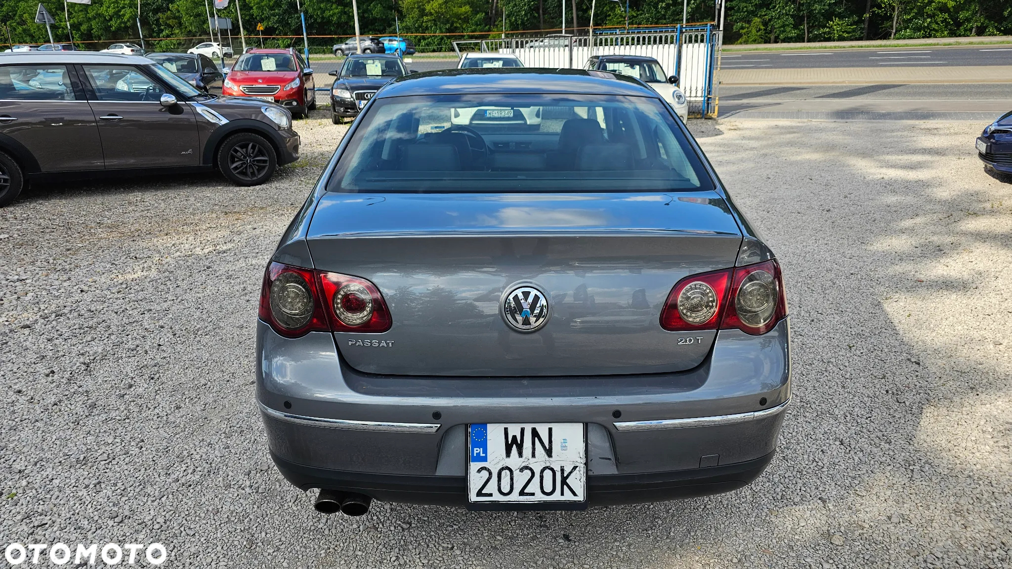 Volkswagen Passat 2.0 TSI Highline - 32