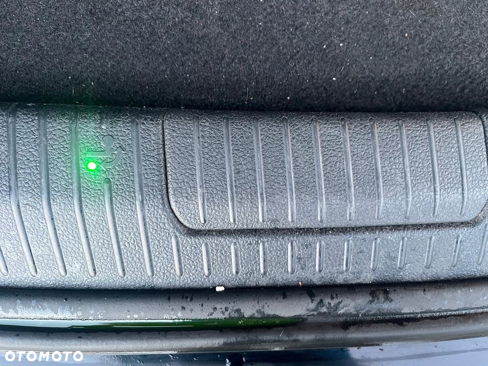 Volkswagen Golf Sportsvan - 11