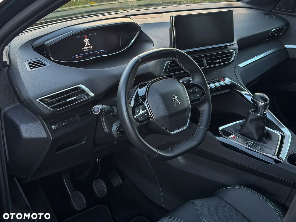 Peugeot 3008 1.2 PureTech Allure Pack S&S - 14