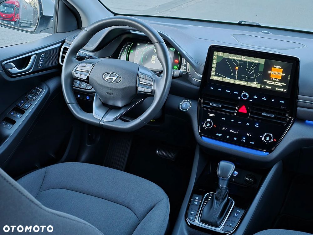 Hyundai IONIQ Hybrid Premium - 8