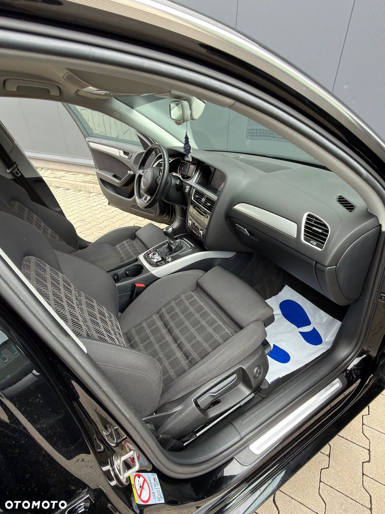 Audi A4 Avant 3.0 TDI DPF Attraction - 12