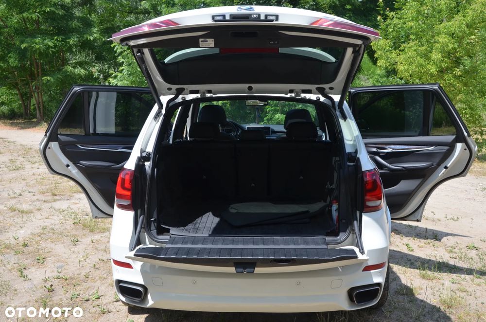 BMW X5 xDrive35i - 17