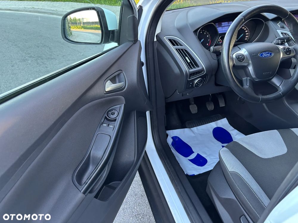 Ford Focus 1.0 EcoBoost Start-Stopp-System Ambiente - 12
