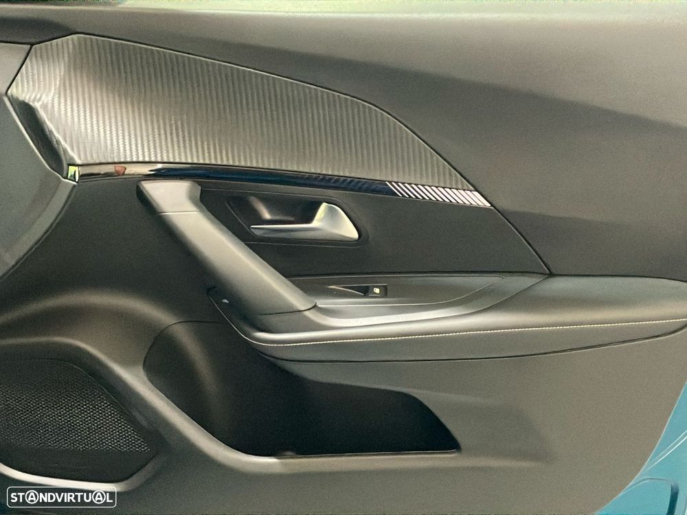 Peugeot e-2008 54 kWh Allure - 20