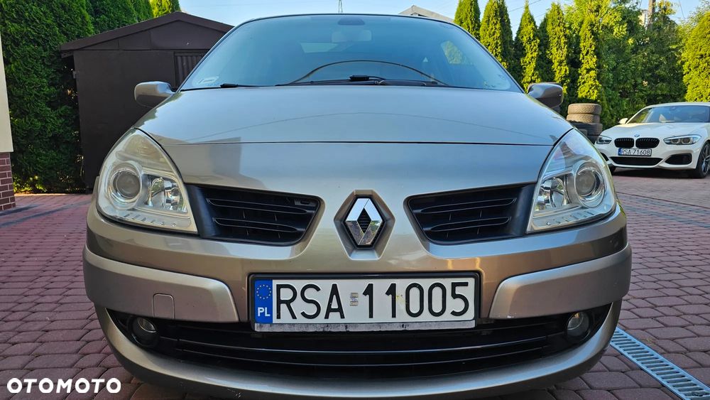 Renault Scenic 1.9 dCi Privilege - 18