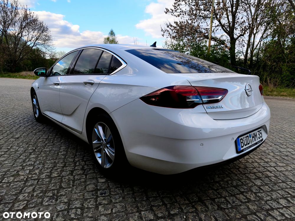 Opel Insignia - 8