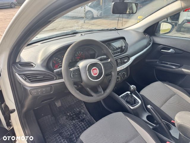 Fiat Tipo 1.4 16V Pop - 10