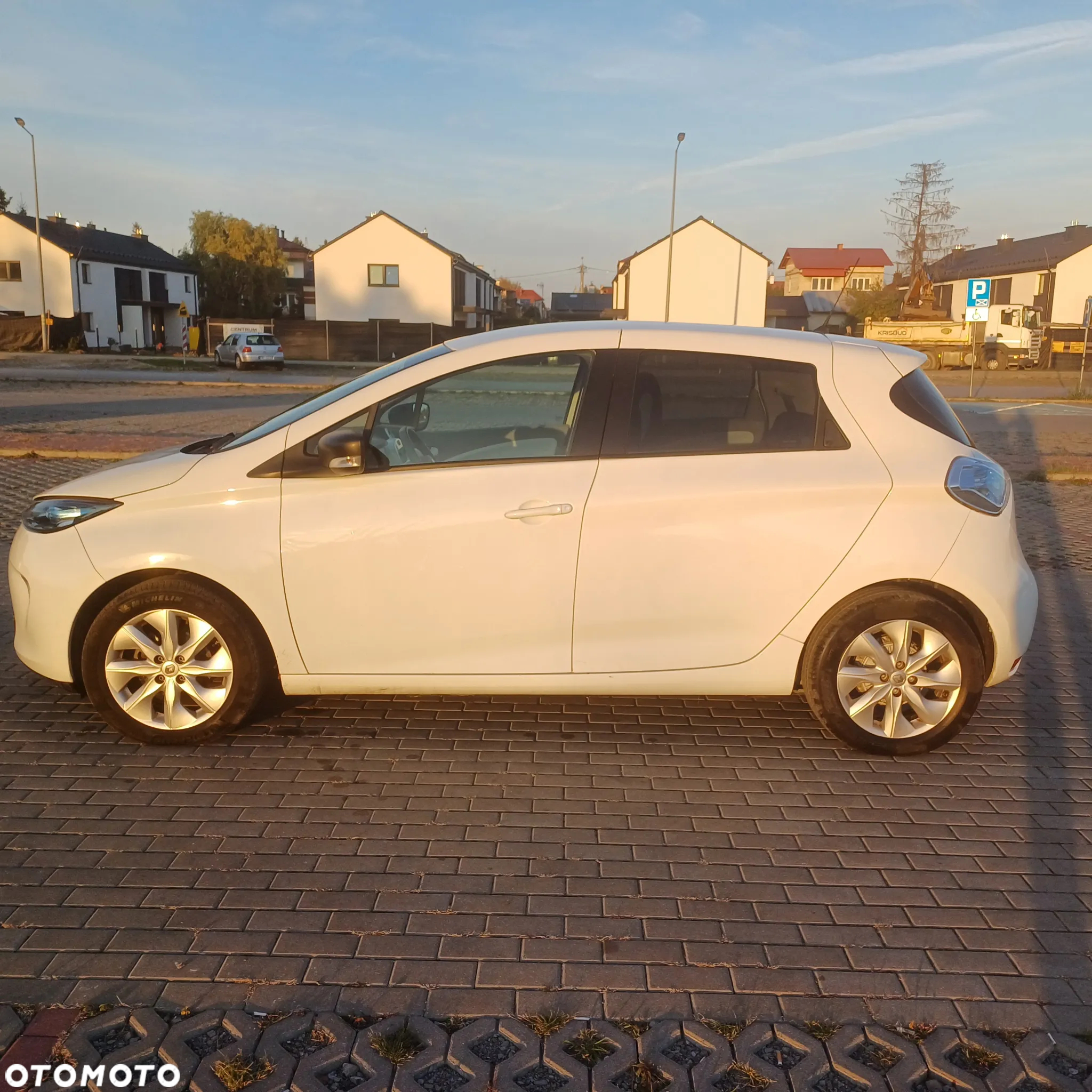 Renault Zoe - 4