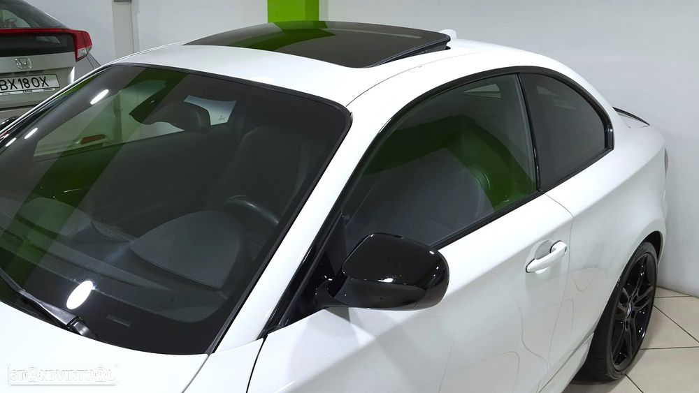 BMW 120 d Coupe Aut. Limited Edition Lifestyle c/ M Sport Pack - 26