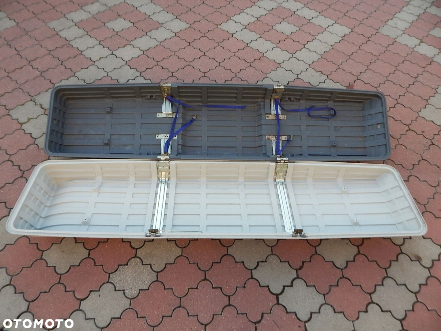 Bagażnik dachowy BOX dachowy Thule 250 - 4