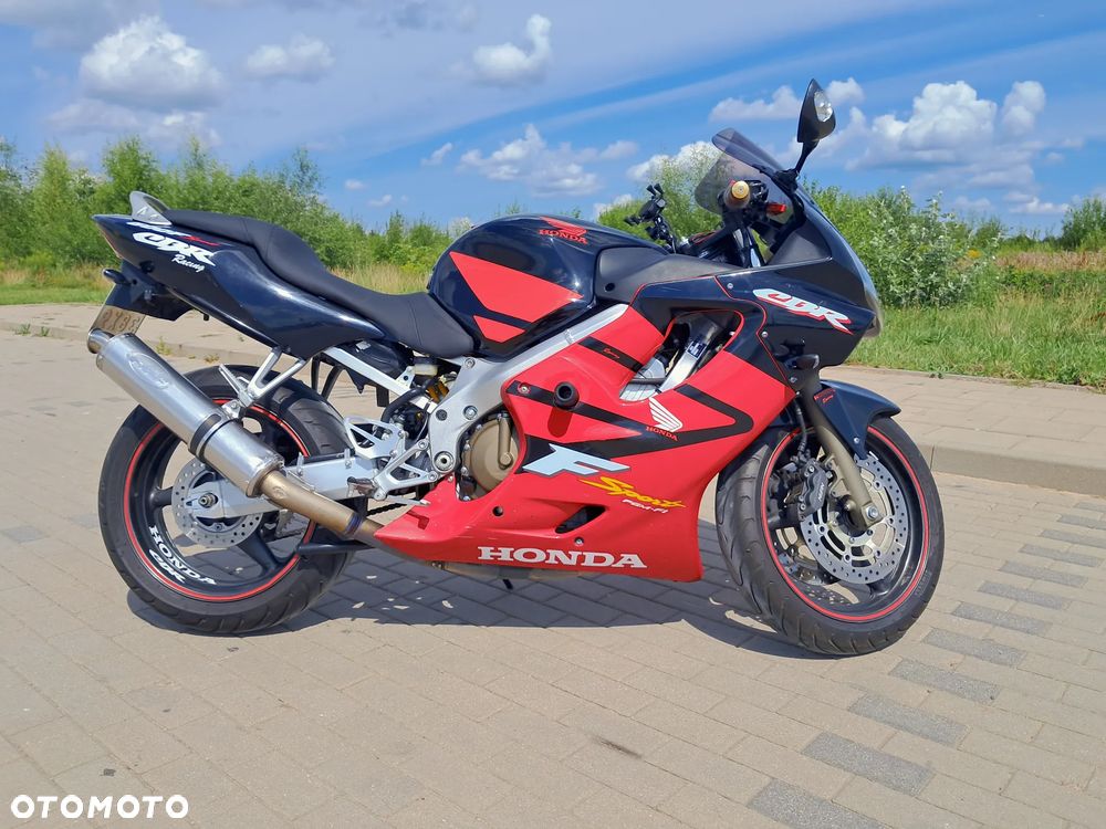 Honda CBR - 1
