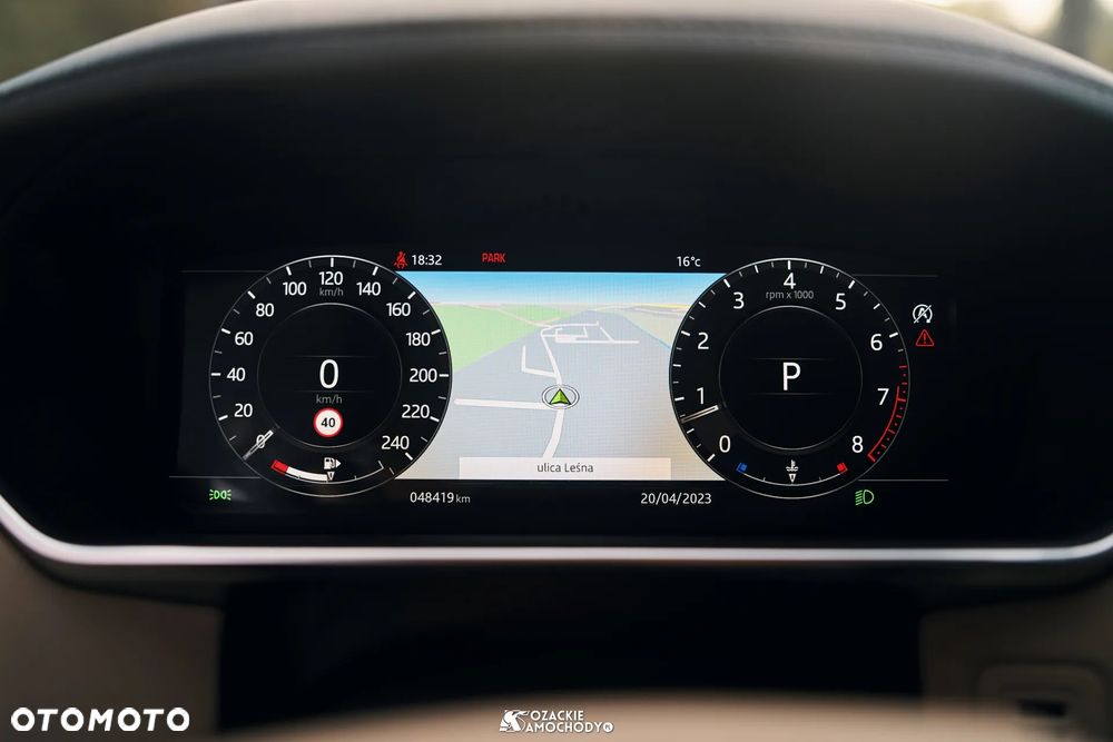 Land Rover Range Rover P400 HSE - 29