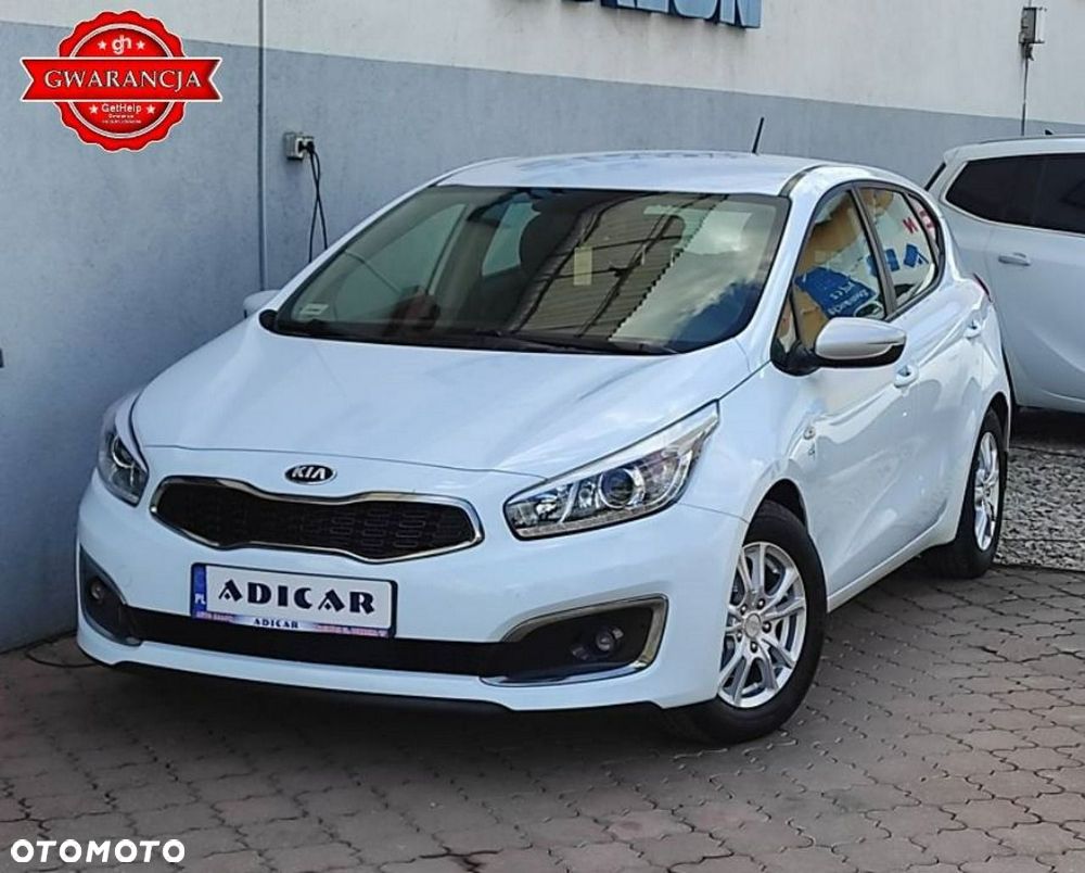 Kia Ceed - 1