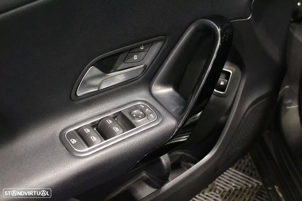Mercedes-Benz A 250 e Progressive - 20